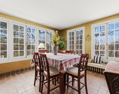 5 Trinity Place - Photo Thumbnail 20