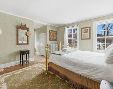 5 Trinity Place - Photo Thumbnail 40