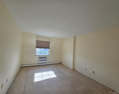 12-29 Diane Place - Photo Thumbnail 21
