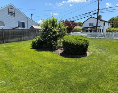 59 Lincoln Avenue - Photo Thumbnail 15