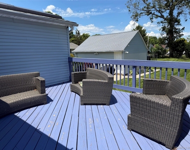 59 Lincoln Avenue - Photo Thumbnail 16