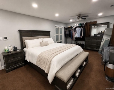 59 Lincoln Avenue - Photo Thumbnail 9