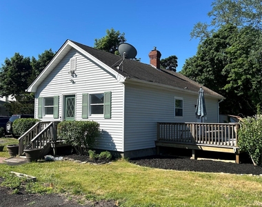 1572 Main Road - Photo Thumbnail 1