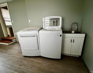 131 Goldenrod Avenue - Photo Thumbnail 5