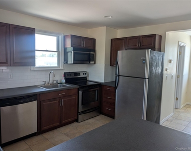 317 Bedford Avenue - Photo Thumbnail 4