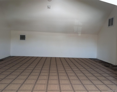 317 Bedford Avenue - Photo Thumbnail 15