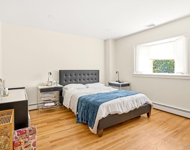 56 Wainwright Street - Photo Thumbnail 4