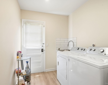 56 Wainwright Street - Photo Thumbnail 14
