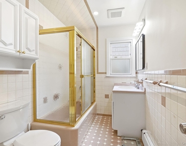 56 Wainwright Street - Photo Thumbnail 12