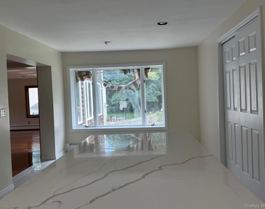 227 Beverly Road - Photo Thumbnail 23