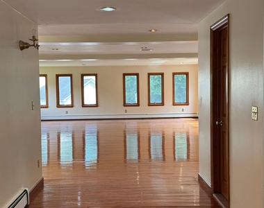 227 Beverly Road - Photo Thumbnail 1
