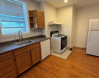 837 White Plains Road - Photo Thumbnail 2