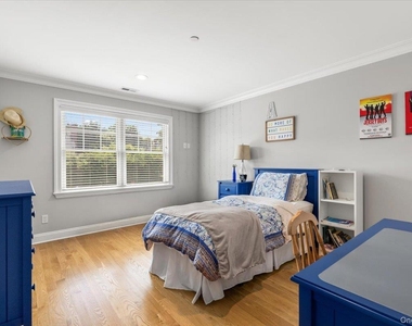 77 Lakeview Avenue - Photo Thumbnail 21