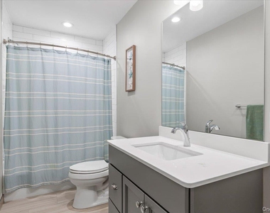 77 Lakeview Avenue - Photo Thumbnail 27