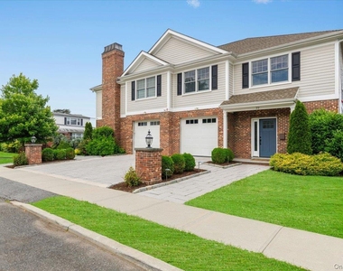 77 Lakeview Avenue - Photo Thumbnail 1