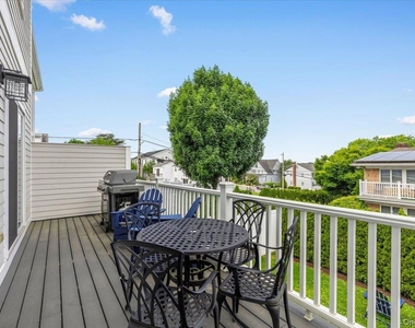 77 Lakeview Avenue - Photo Thumbnail 29