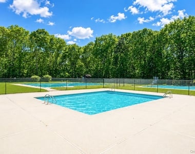 17 Bartlett - Photo Thumbnail 31