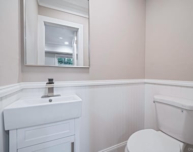 17 Bartlett - Photo Thumbnail 8