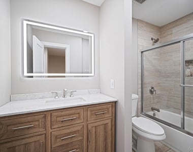 17 Bartlett - Photo Thumbnail 12