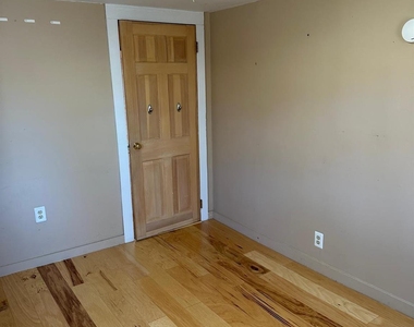 168 Pine Hill - Photo Thumbnail 9