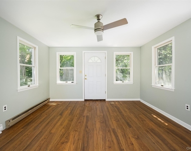 29 Delano Street - Photo Thumbnail 11