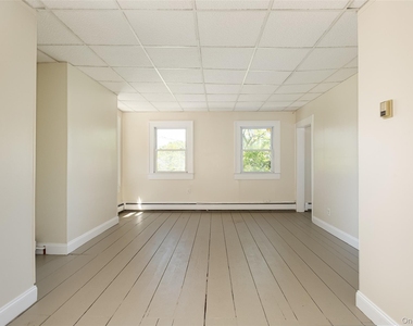 29 Delano Street - Photo Thumbnail 5