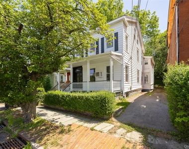 29 Delano Street - Photo Thumbnail 7