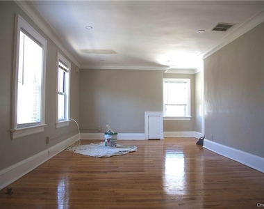 99 Maple Avenue - Photo Thumbnail 13