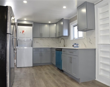 99 Maple Avenue - Photo Thumbnail 2