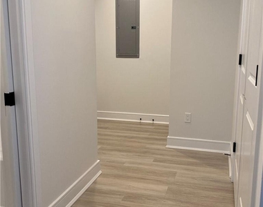 91 Bedford Road - Photo Thumbnail 4