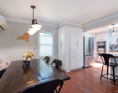 26 Riverview Avenue - Photo Thumbnail 6