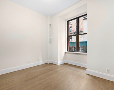  Madison Avenue & e 30th st - Photo Thumbnail 3