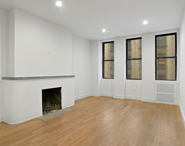 Madison Avenue & e 30th st - Photo Thumbnail 2
