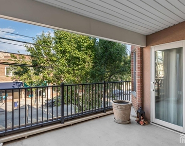 112 N Broadway - Photo Thumbnail 29