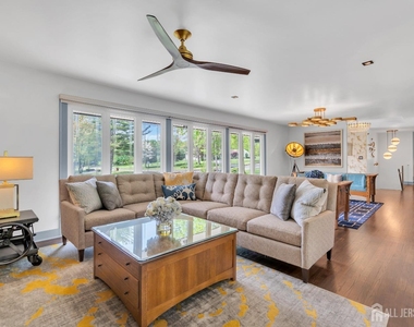 792 Partridge Drive - Photo Thumbnail 10