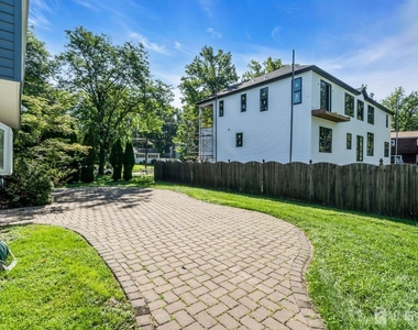 43 Jonathan Drive - Photo Thumbnail 48