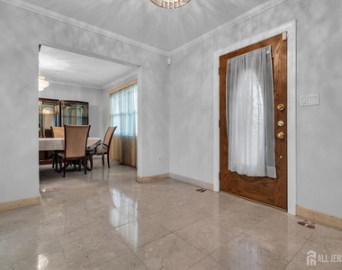 43 Jonathan Drive - Photo Thumbnail 15