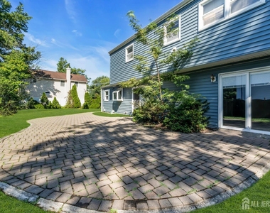43 Jonathan Drive - Photo Thumbnail 42