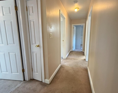 43 Jonathan Drive - Photo Thumbnail 16