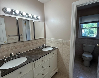 43 Jonathan Drive - Photo Thumbnail 20