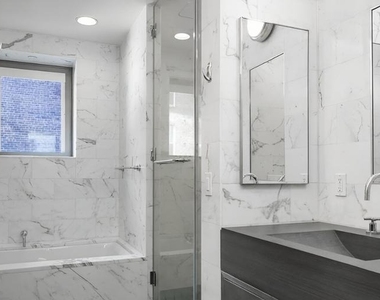 240 Park Avenue S - Photo Thumbnail 6