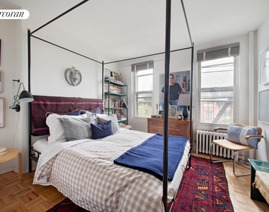 257 W 12th Street - Photo Thumbnail 3