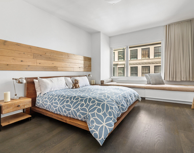 100 W 18th Street - Photo Thumbnail 8