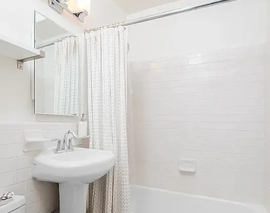 164 8th Avenue - Photo Thumbnail 3