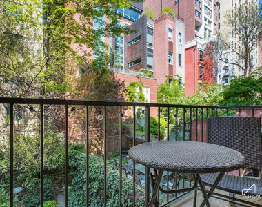 61 W 85th Street - Photo Thumbnail 5