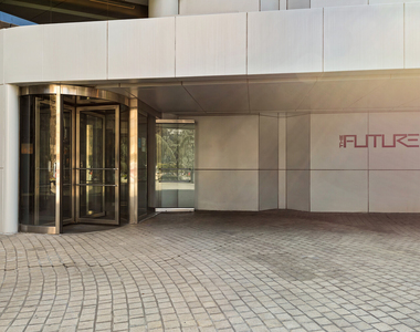 200 E 32nd Street - Photo Thumbnail 15