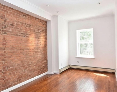 704 Degraw Street - Photo Thumbnail 8