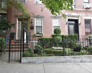 704 Degraw Street - Photo Thumbnail 10
