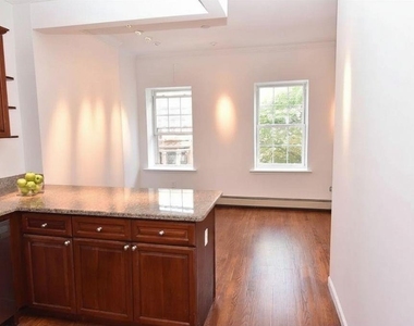 704 Degraw Street - Photo Thumbnail 4