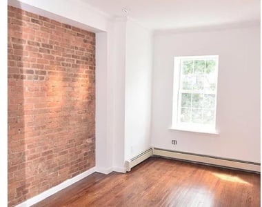 704 Degraw Street - Photo Thumbnail 5